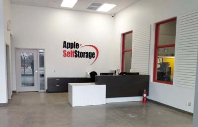 Storage Units at Apple Self Storage - Leamington - 197 Talbot Street West, Unit 500 Leamington ON